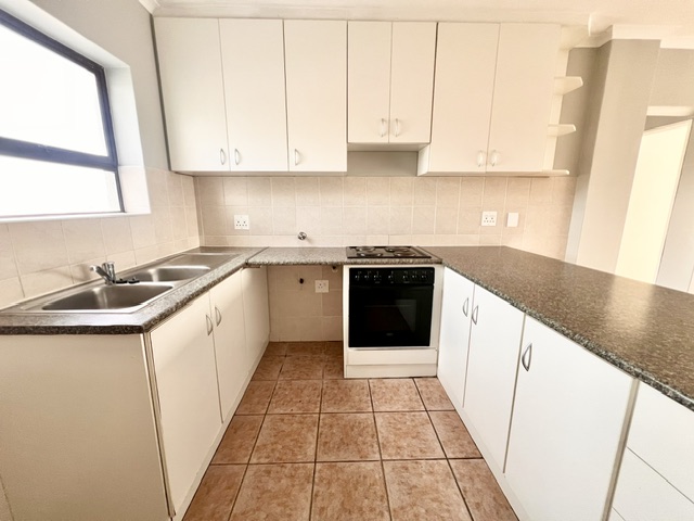 To Let 2 Bedroom Property for Rent in Vredekloof Western Cape
